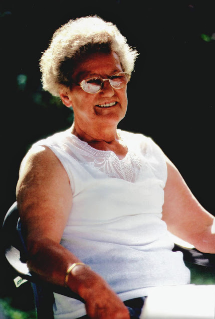 Bild "Eva Gr&uuml;dl:eva-oma.jpg"